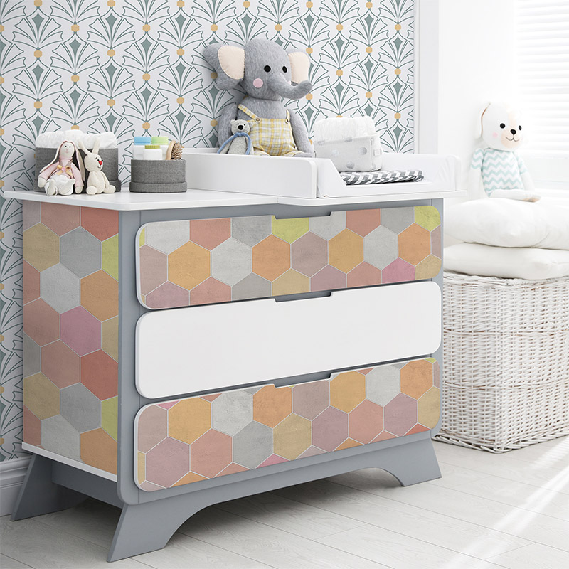 Changing,Tray,And,Pad,On,Chest,Of,Drawers,In,Baby