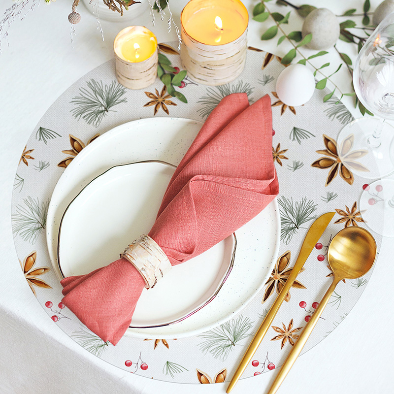 Trendy,Table,Scape,Decor,With,Living,Coral,Napkins,And,Golden