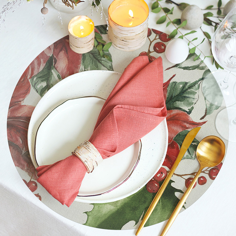 Trendy,Table,Scape,Decor,With,Living,Coral,Napkins,And,Golden