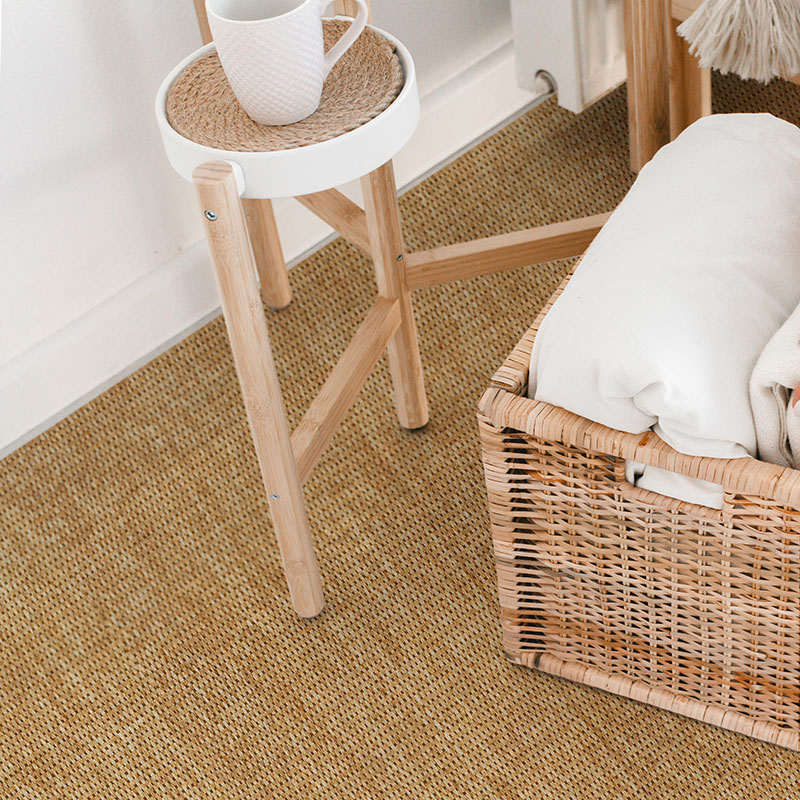 Close-up,,The,Hands,Of,A,Woman,Fold,A,Plaid,In