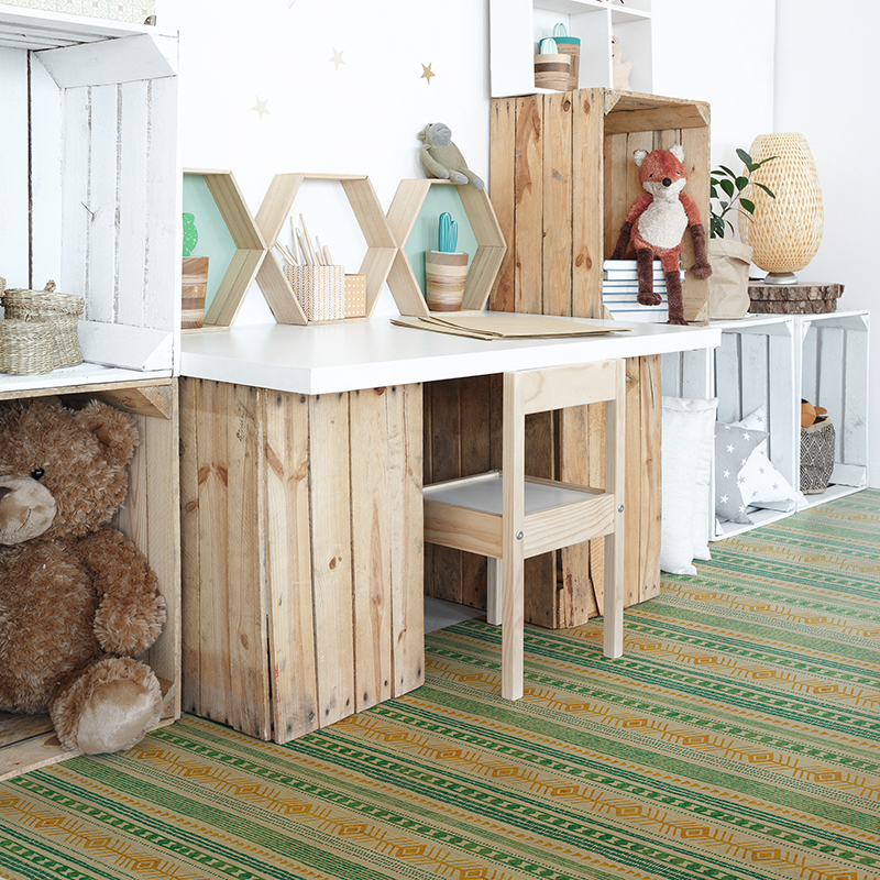 Wooden,Desk,In,Cozy,Kid's,Room,With,Toys